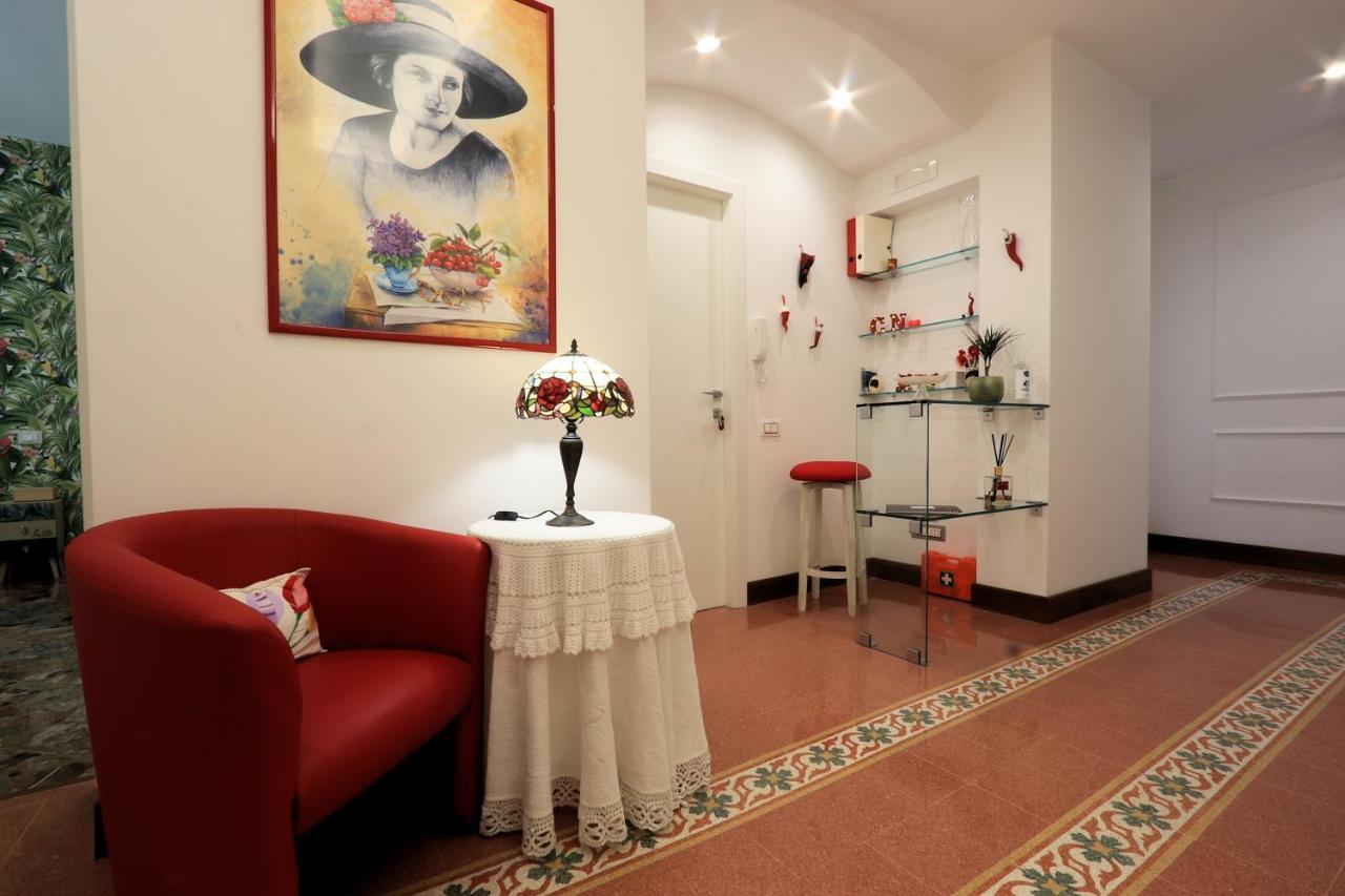 Casa Nina Deluxe Bed and Breakfast Salerno Buitenkant foto