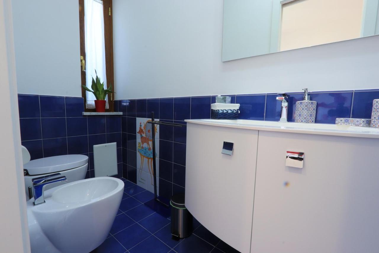 Casa Nina Deluxe Bed and Breakfast Salerno Buitenkant foto